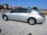 2010 Silver /Black Nissan Altima 2.5 (1N4AL2AP0AN) with an 2.5L L4 DOHC 16V engine, Automatic transmission, located at 15016 S Hwy 231, Midland City, AL, 36350, (334) 983-3001, 31.306210, -85.495277 - Photo#5