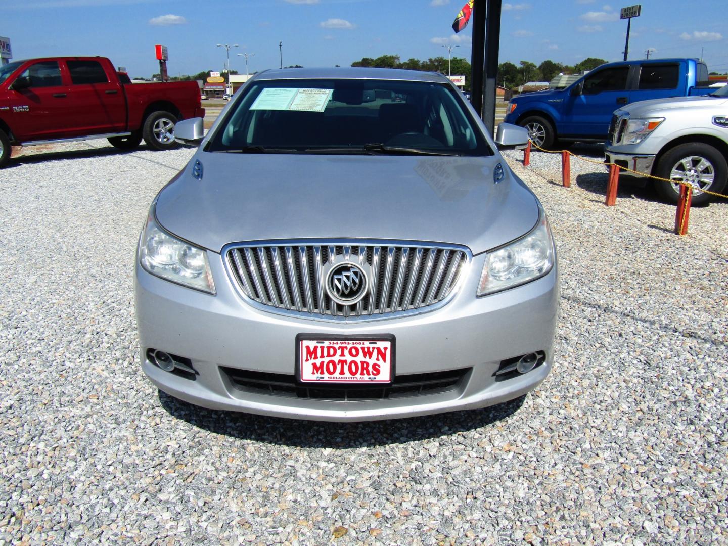 2011 Silver /Black Buick LaCrosse CXL FWD (1G4GC5ECXBF) with an 2.4L L4 DOHC 16V engine, Automatic transmission, located at 15016 S Hwy 231, Midland City, AL, 36350, (334) 983-3001, 31.306210, -85.495277 - Photo#1