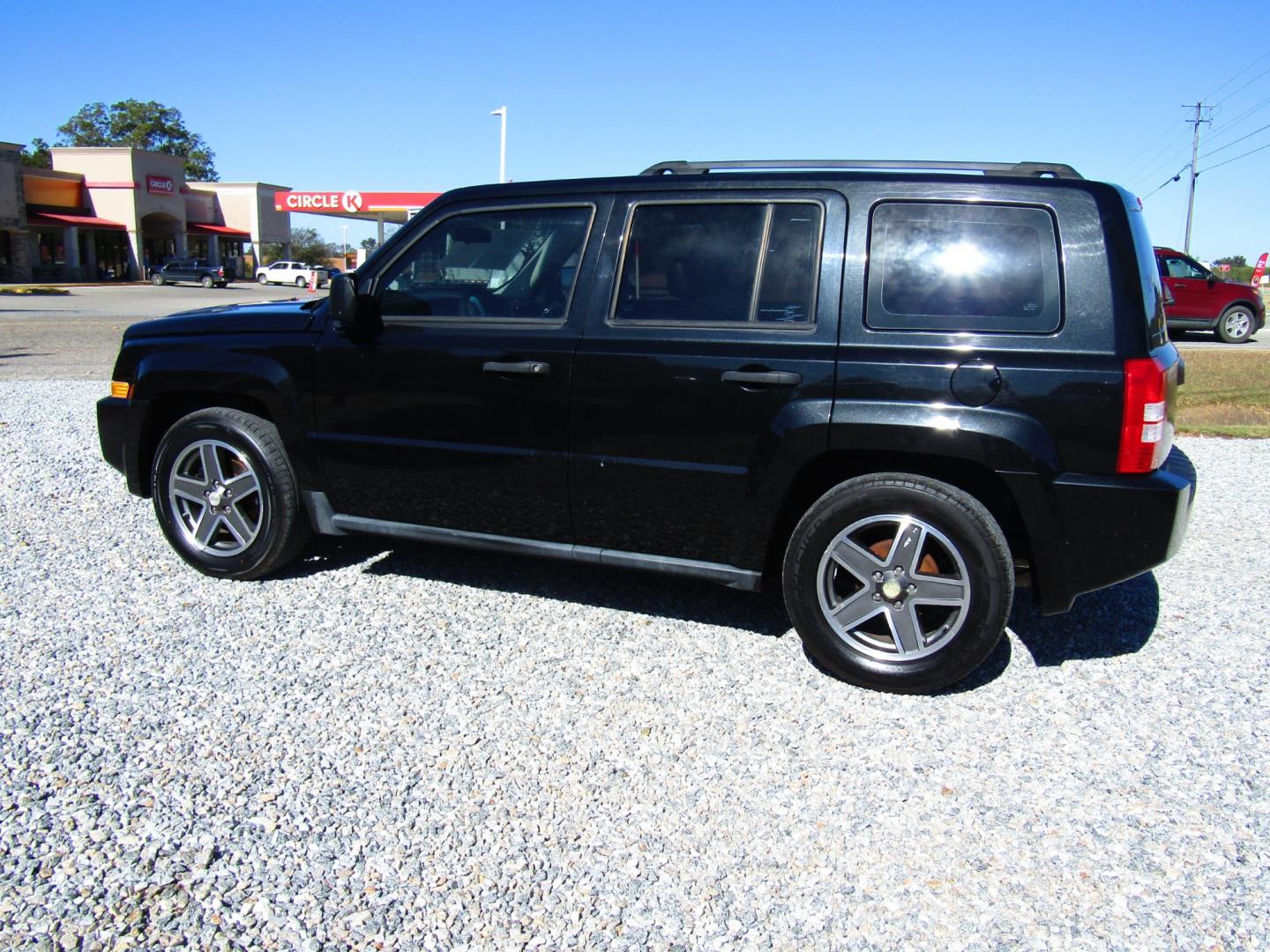 2008 Black /Black Jeep Patriot Sport 2WD (1J8FT28058D) with an 2.0L L4 DOHC 16V engine, Automatic transmission, located at 15016 S Hwy 231, Midland City, AL, 36350, (334) 983-3001, 31.306210, -85.495277 - Photo#5