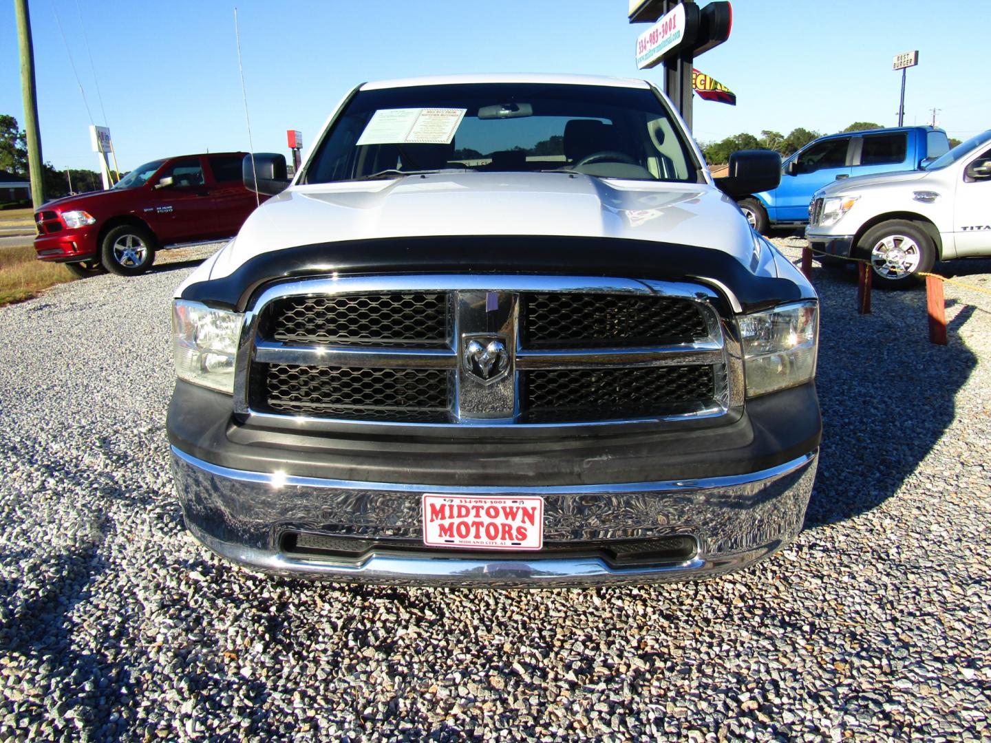 2011 WHITE /Gray Dodge Ram 1500 SLT Quad Cab 2WD (1D7RB1GK5BS) with an 3.7L V6 SOHC 12V engine, Automatic transmission, located at 15016 S Hwy 231, Midland City, AL, 36350, (334) 983-3001, 31.306210, -85.495277 - Photo#1