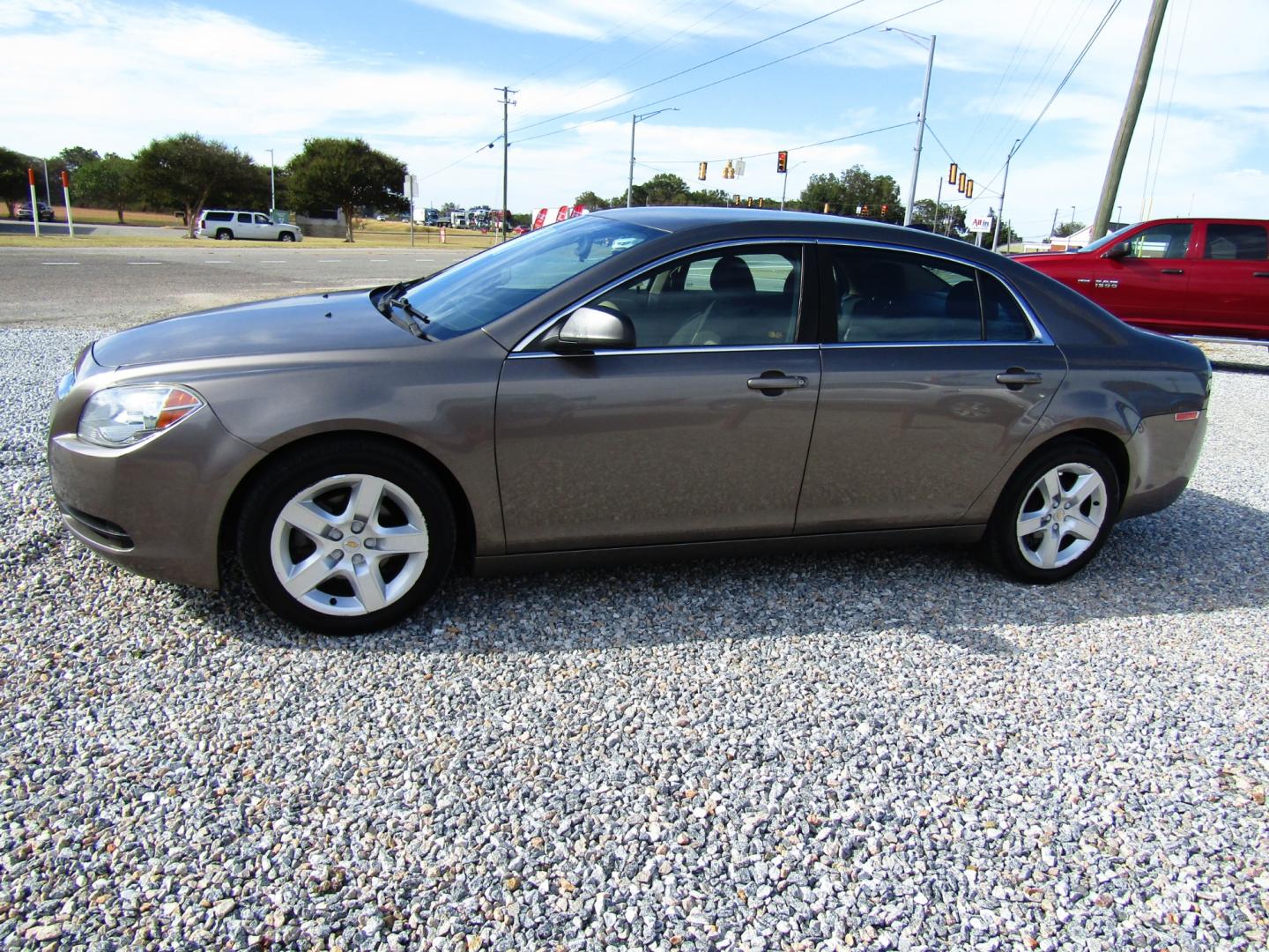 2012 Brown /Tan Chevrolet Malibu Fleet (1G1ZA5EUXCF) with an 2.4L L4 DOHC 16V FFV engine, Automatic transmission, located at 15016 S Hwy 231, Midland City, AL, 36350, (334) 983-3001, 31.306210, -85.495277 - Photo#2