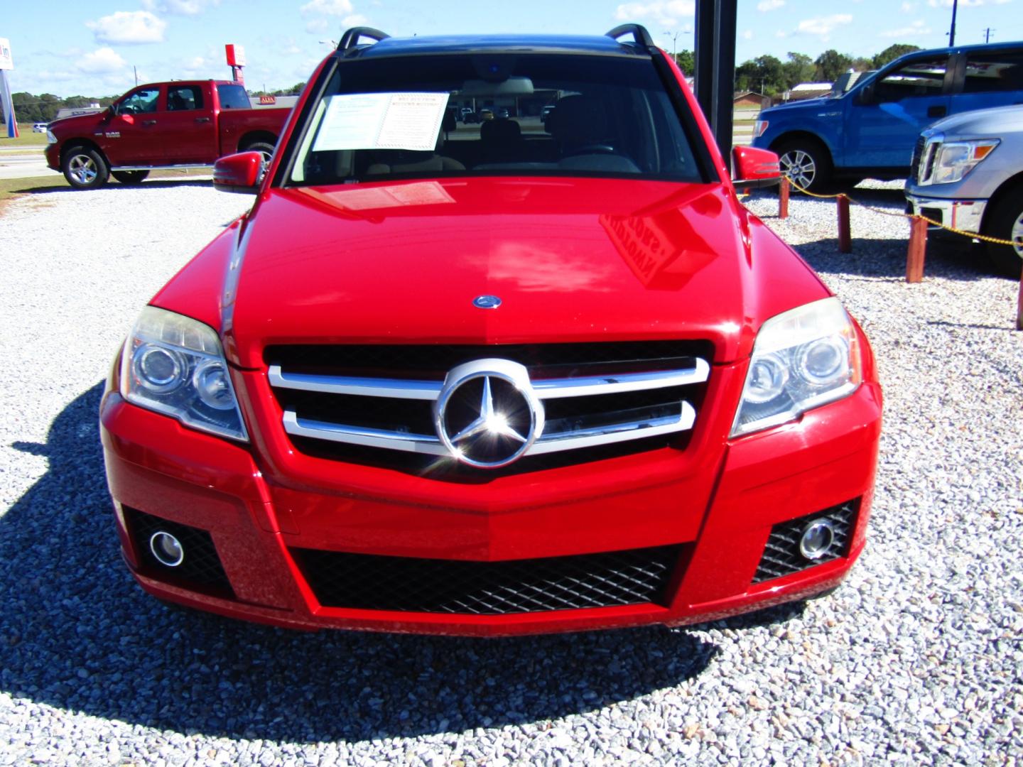 2011 Red /Tan Mercedes-Benz GLK-Class GLK350 (WDCGG5GB4BF) with an V6, 3.5 Liter engine, Automatic transmission, located at 15016 S Hwy 231, Midland City, AL, 36350, (334) 983-3001, 31.306210, -85.495277 - Photo#1