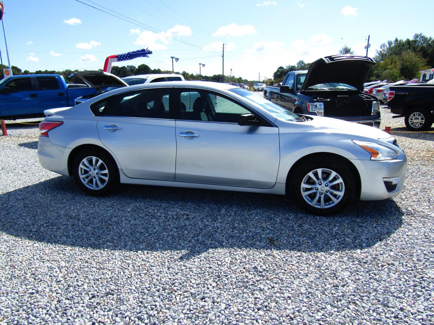 2014 Silver /Gray Nissan Altima 2.5 SL (1N4AL3AP6EN) with an 2.5L L4 DOHC 16V engine, Automatic transmission, located at 15016 S Hwy 231, Midland City, AL, 36350, (334) 983-3001, 31.306210, -85.495277 - Photo#0