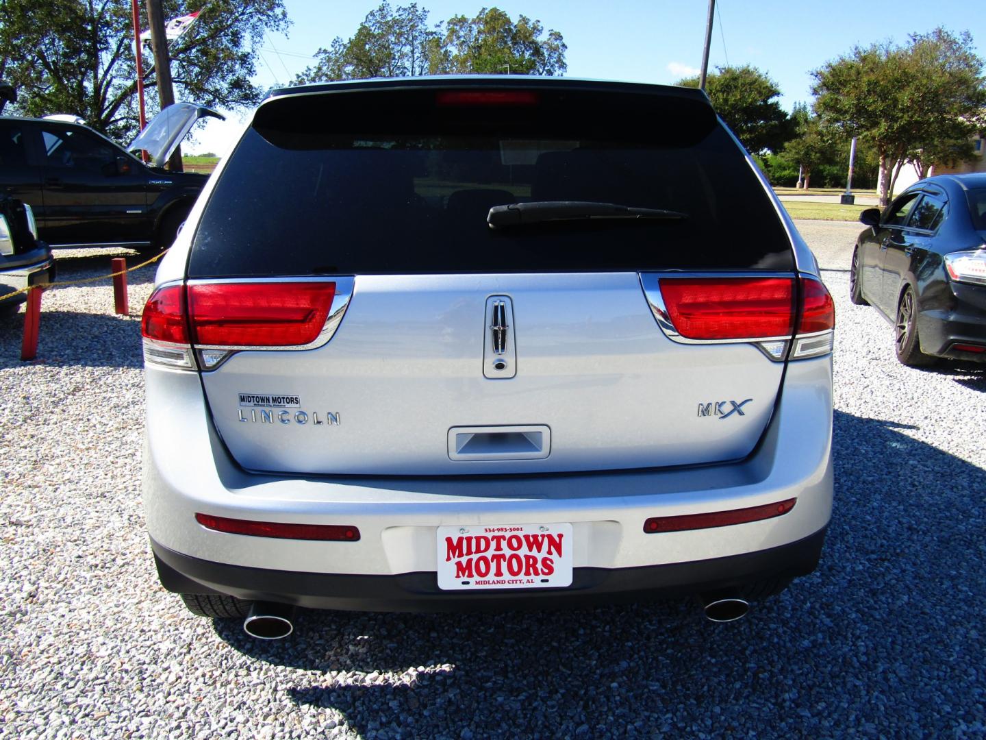 2014 Silver /Black Lincoln MKX FWD (2LMDJ6JK9EB) with an 3.7L V6 DOHC 24V engine, Automatic transmission, located at 15016 S Hwy 231, Midland City, AL, 36350, (334) 983-3001, 31.306210, -85.495277 - Photo#6