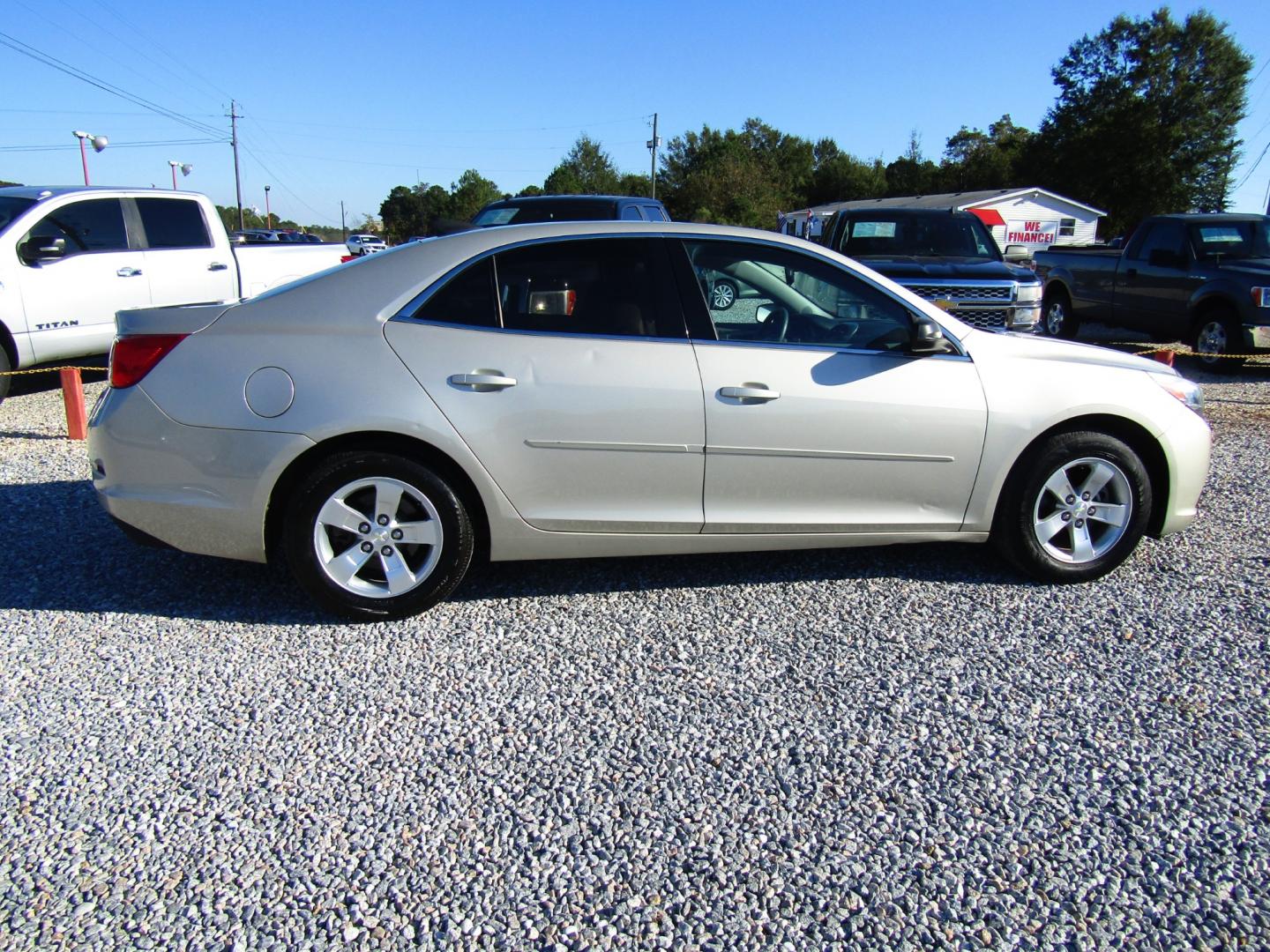 2015 Gold /Gray Chevrolet Malibu LS (1G11B5SL6FF) with an 2.5L L4 DOHC 16V engine, Automatic transmission, located at 15016 S Hwy 231, Midland City, AL, 36350, (334) 983-3001, 31.306210, -85.495277 - Photo#7