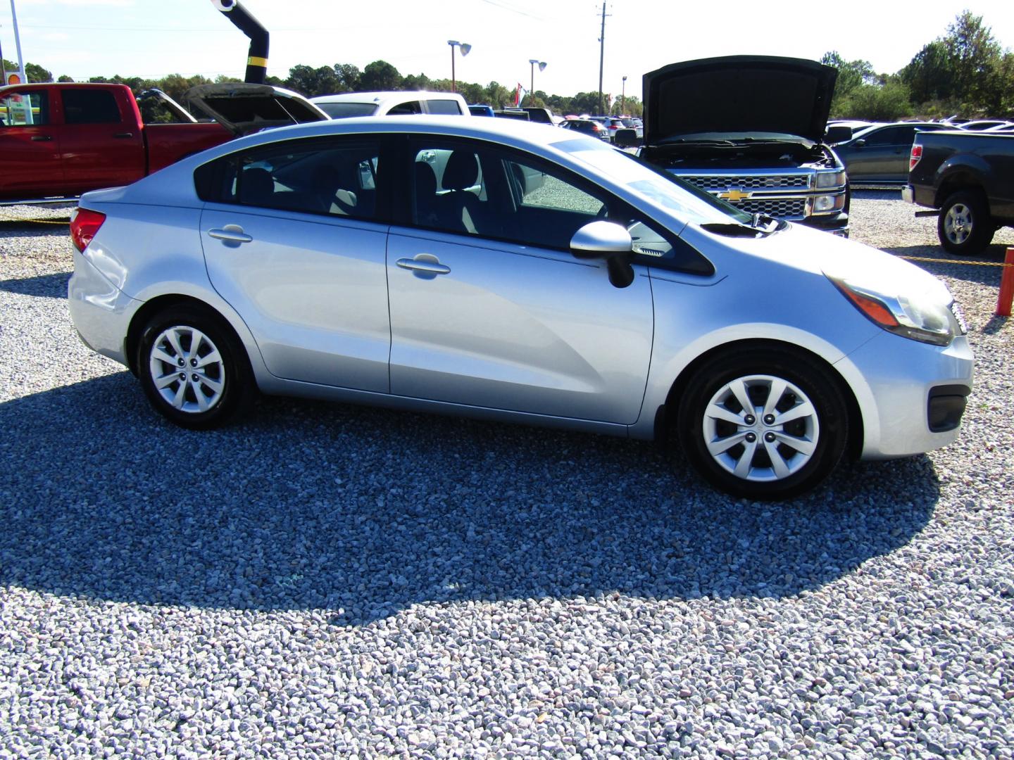 2014 Silver Kia Rio LX (KNADM4A39E6) with an 1.6L L4 DOHC 16V engine, Automatic transmission, located at 15016 S Hwy 231, Midland City, AL, 36350, (334) 983-3001, 31.306210, -85.495277 - Photo#0