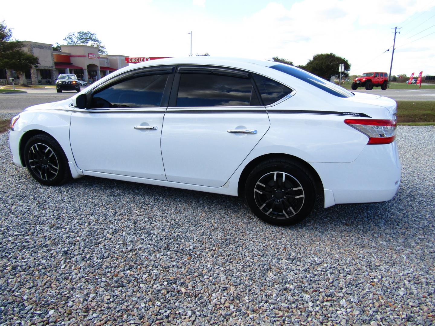 2015 WHITE /Tan Nissan Sentra S 6MT (3N1AB7AP9FY) with an 1.8L L4 SFI DOHC 16V engine, Automatic transmission, located at 15016 S Hwy 231, Midland City, AL, 36350, (334) 983-3001, 31.306210, -85.495277 - Photo#4