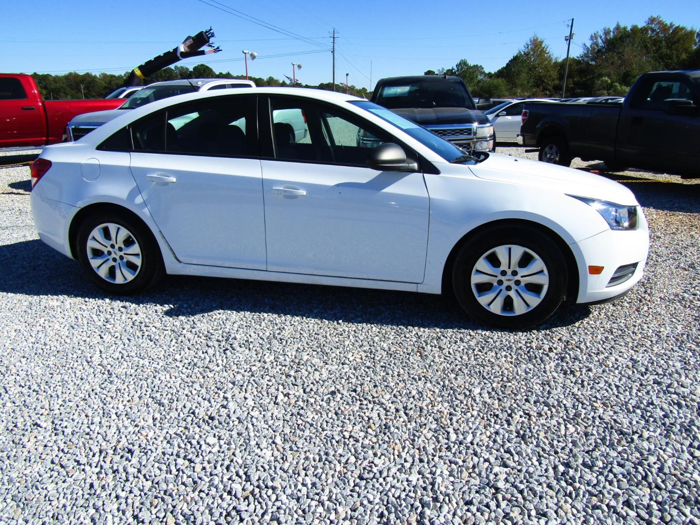 2013 WHITE Chevrolet Cruze LS Auto (1G1PA5SH2D7) with an 1.8L L4 DOHC 16V FFV engine, Automatic transmission, located at 15016 S Hwy 231, Midland City, AL, 36350, (334) 983-3001, 31.306210, -85.495277 - Photo#0