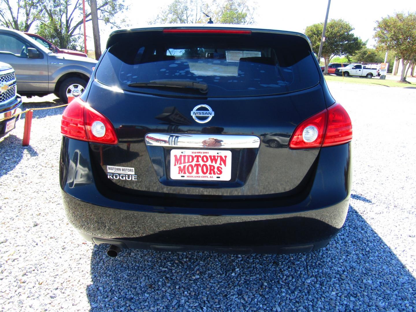 2013 Black /Black Nissan Rogue S 2WD (JN8AS5MT1DW) with an 2.5L L4 DOHC 16V engine, Automatic transmission, located at 15016 S Hwy 231, Midland City, AL, 36350, (334) 983-3001, 31.306210, -85.495277 - Photo#6