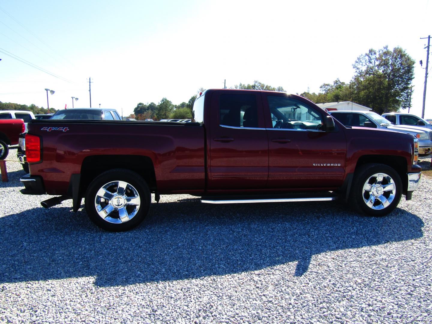 2015 Maroon Chevrolet Silverado 1500 LT Double Cab 4WD (1GCVKREC6FZ) with an 5.3L V8 OHV 16V engine, Automatic transmission, located at 15016 S Hwy 231, Midland City, AL, 36350, (334) 983-3001, 31.306210, -85.495277 - Photo#7