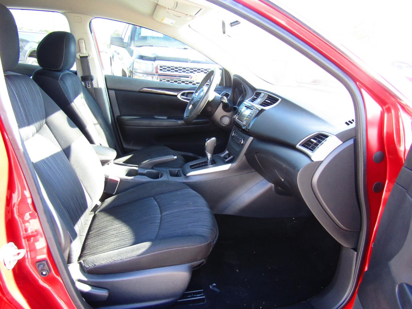 2017 Red /Black Nissan Sentra S 6MT (3N1AB7AP1HY) with an 1.8L L4 SFI DOHC 16V engine, Automatic transmission, located at 15016 S Hwy 231, Midland City, AL, 36350, (334) 983-3001, 31.306210, -85.495277 - Photo#9