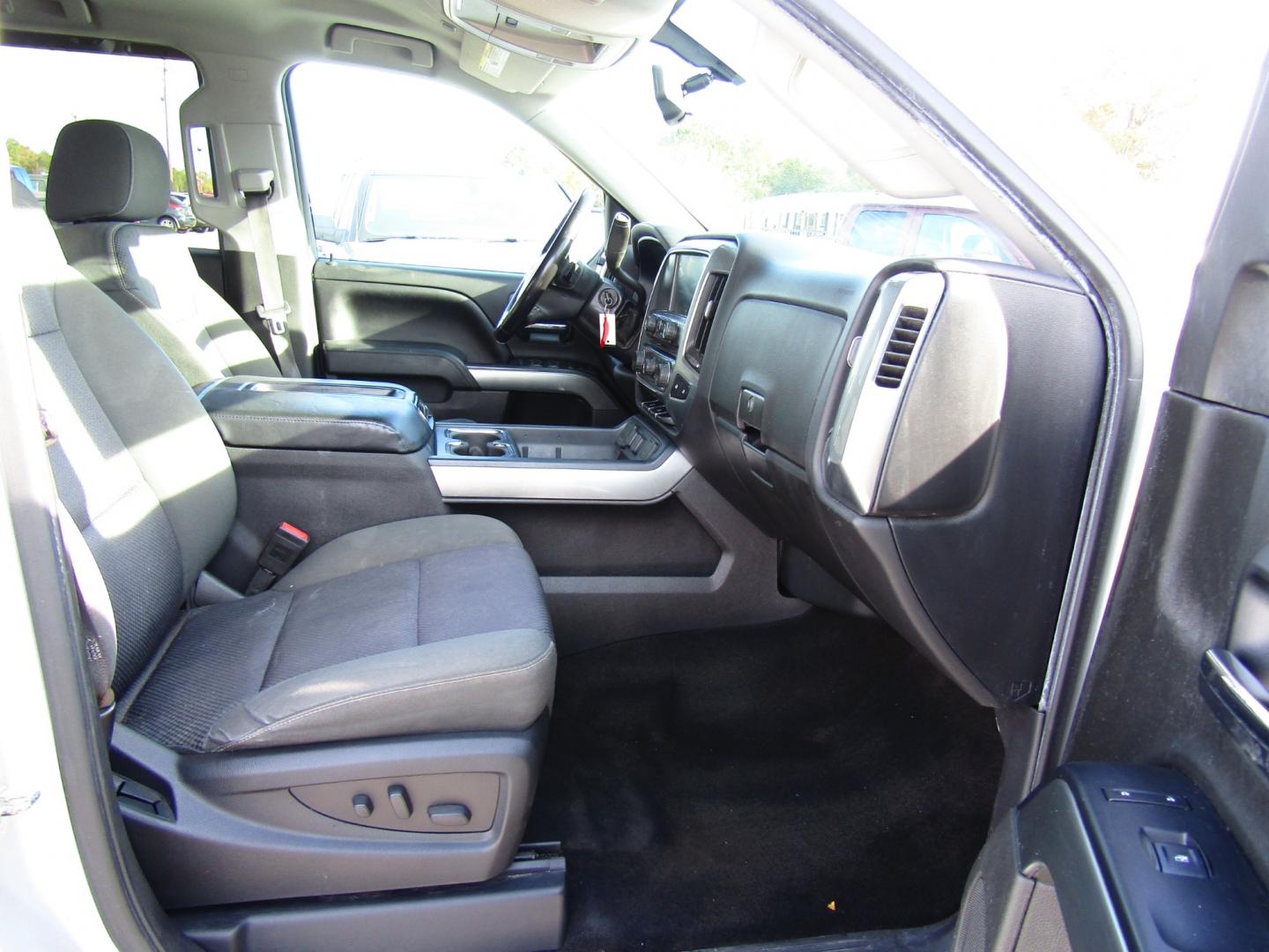 2015 Silver Chevrolet Silverado 1500 LT Crew Cab 4WD (3GCUKREC7FG) with an 5.3L V8 OHV 16V engine, Automatic transmission, located at 15016 S Hwy 231, Midland City, AL, 36350, (334) 983-3001, 31.306210, -85.495277 - Photo#9