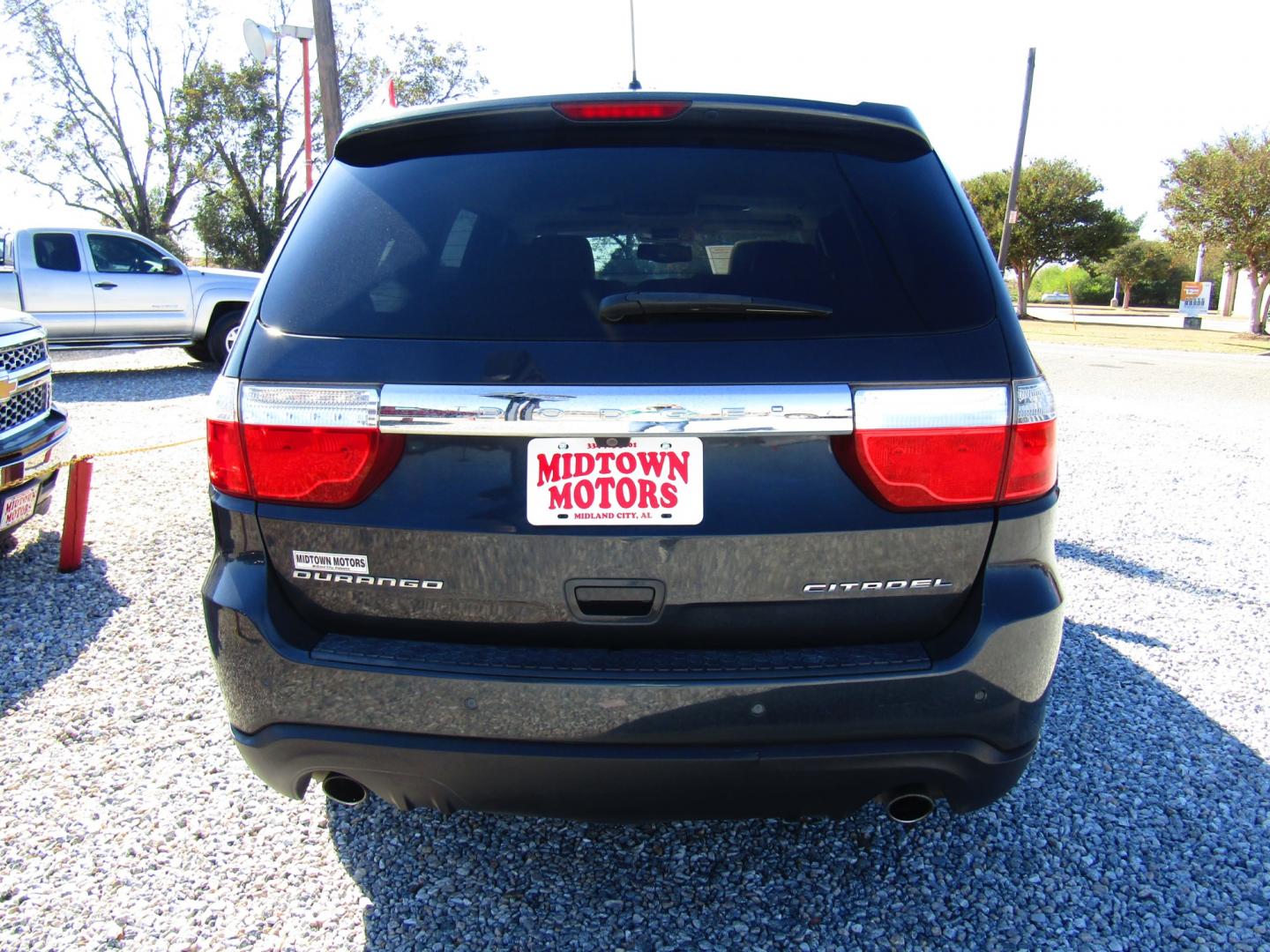 2012 Gray /Tan Dodge Durango Citadel 2WD (1C4SDHET8CC) with an 5.7L V8 OHV 16V engine, Automatic transmission, located at 15016 S Hwy 231, Midland City, AL, 36350, (334) 983-3001, 31.306210, -85.495277 - Photo#6