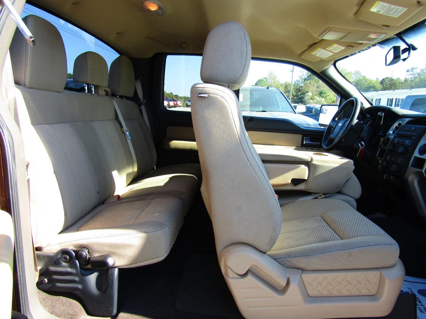 2012 Brown /Tan Ford F-150 FX4 SuperCab 6.5-ft. Bed 4WD (1FTFX1ET3CF) with an 3.5L V6 TURBO engine, Automatic transmission, located at 15016 S Hwy 231, Midland City, AL, 36350, (334) 983-3001, 31.306210, -85.495277 - Photo#9