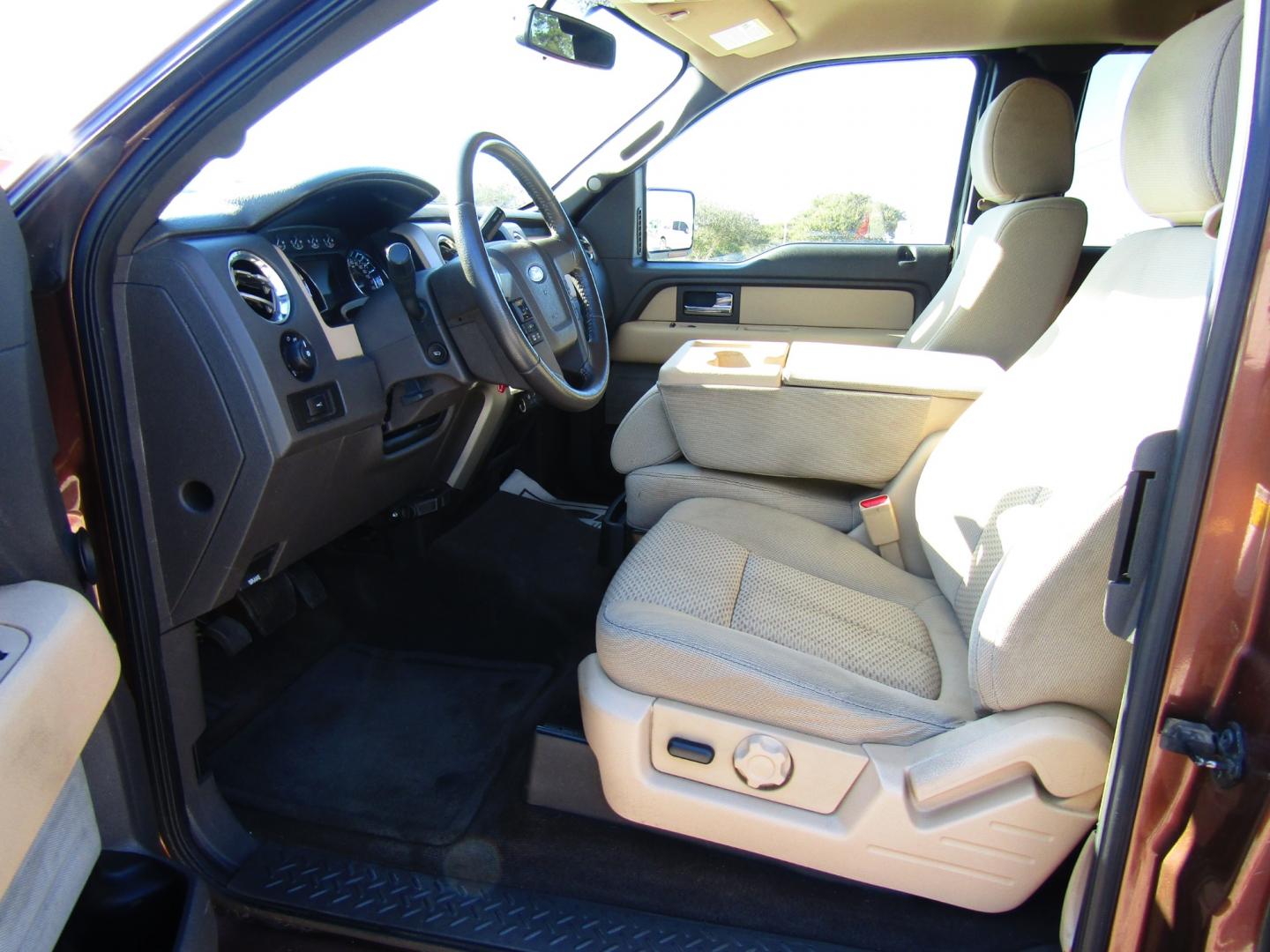 2012 Brown /Tan Ford F-150 FX4 SuperCab 6.5-ft. Bed 4WD (1FTFX1ET3CF) with an 3.5L V6 TURBO engine, Automatic transmission, located at 15016 S Hwy 231, Midland City, AL, 36350, (334) 983-3001, 31.306210, -85.495277 - Photo#3