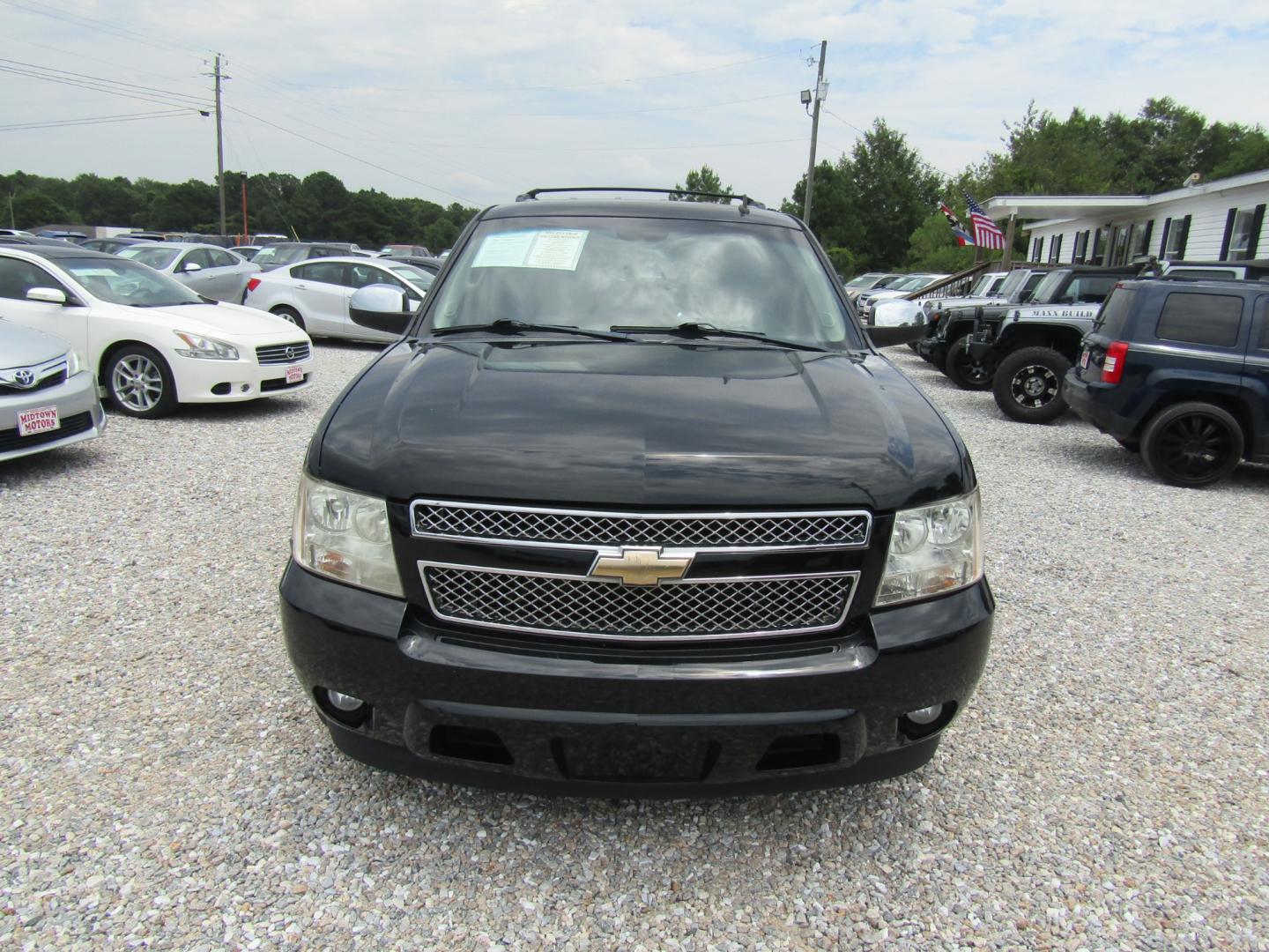 2011 Black /Black Chevrolet Tahoe LTZ 2WD (1GNSCCE01BR) with an 5.3L V8 OHV 16V FFV engine, Automatic transmission, located at 15016 S Hwy 231, Midland City, AL, 36350, (334) 983-3001, 31.306210, -85.495277 - Photo#1