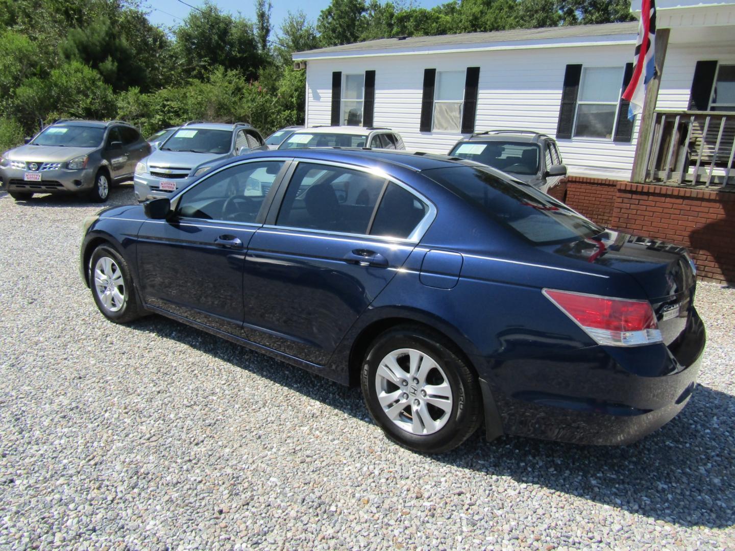 2010 Blue /Tan Honda Accord LX-P Sedan AT (1HGCP2F41AA) with an 2.4L L4 DOHC 16V engine, Automatic transmission, located at 15016 S Hwy 231, Midland City, AL, 36350, (334) 983-3001, 31.306210, -85.495277 - Photo#5