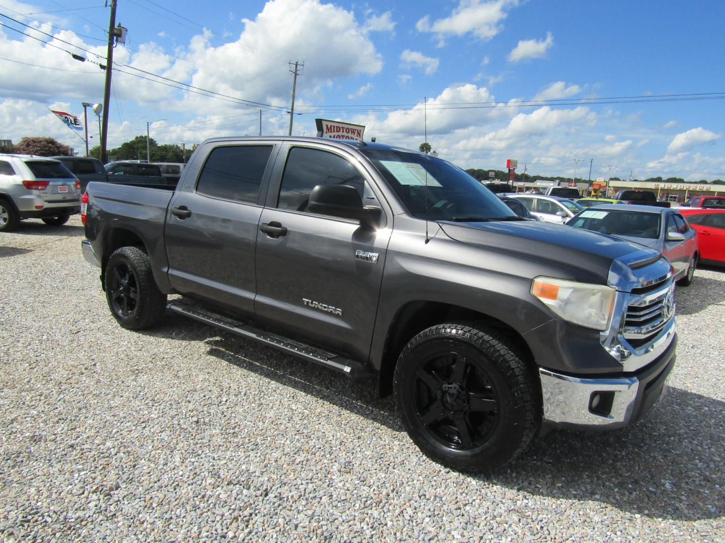 2016 Gray /Gray Toyota Tundra (5TFEW5F18GX) , located at 15016 S Hwy 231, Midland City, AL, 36350, (334) 983-3001, 31.306210, -85.495277 - Photo#0