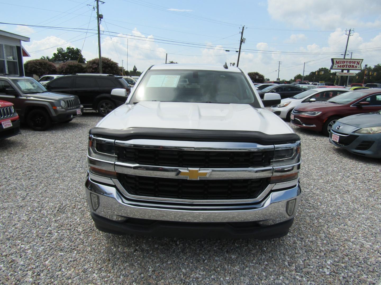 2016 White Chevrolet Silverado 1500 LT Crew Cab 2WD (3GCPCREC2GG) with an 5.3L V8 OHV 16V engine, Automatic transmission, located at 15016 S Hwy 231, Midland City, AL, 36350, (334) 983-3001, 31.306210, -85.495277 - Photo#1