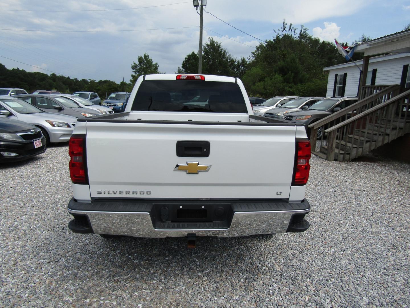 2016 White Chevrolet Silverado 1500 LT Crew Cab 2WD (3GCPCREC2GG) with an 5.3L V8 OHV 16V engine, Automatic transmission, located at 15016 S Hwy 231, Midland City, AL, 36350, (334) 983-3001, 31.306210, -85.495277 - Photo#6