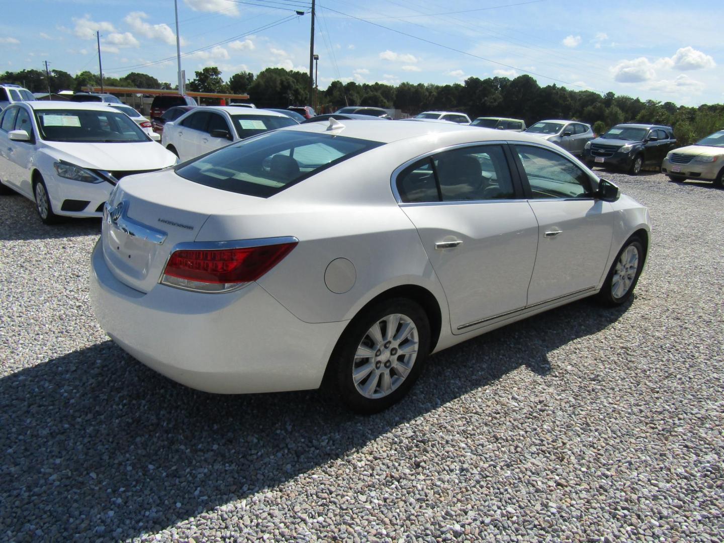 2010 White Buick LaCrosse CX (1G4GB5EG8AF) with an 3.0L V6 DOHC 24V engine, Automatic transmission, located at 15016 S Hwy 231, Midland City, AL, 36350, (334) 983-3001, 31.306210, -85.495277 - Photo#7