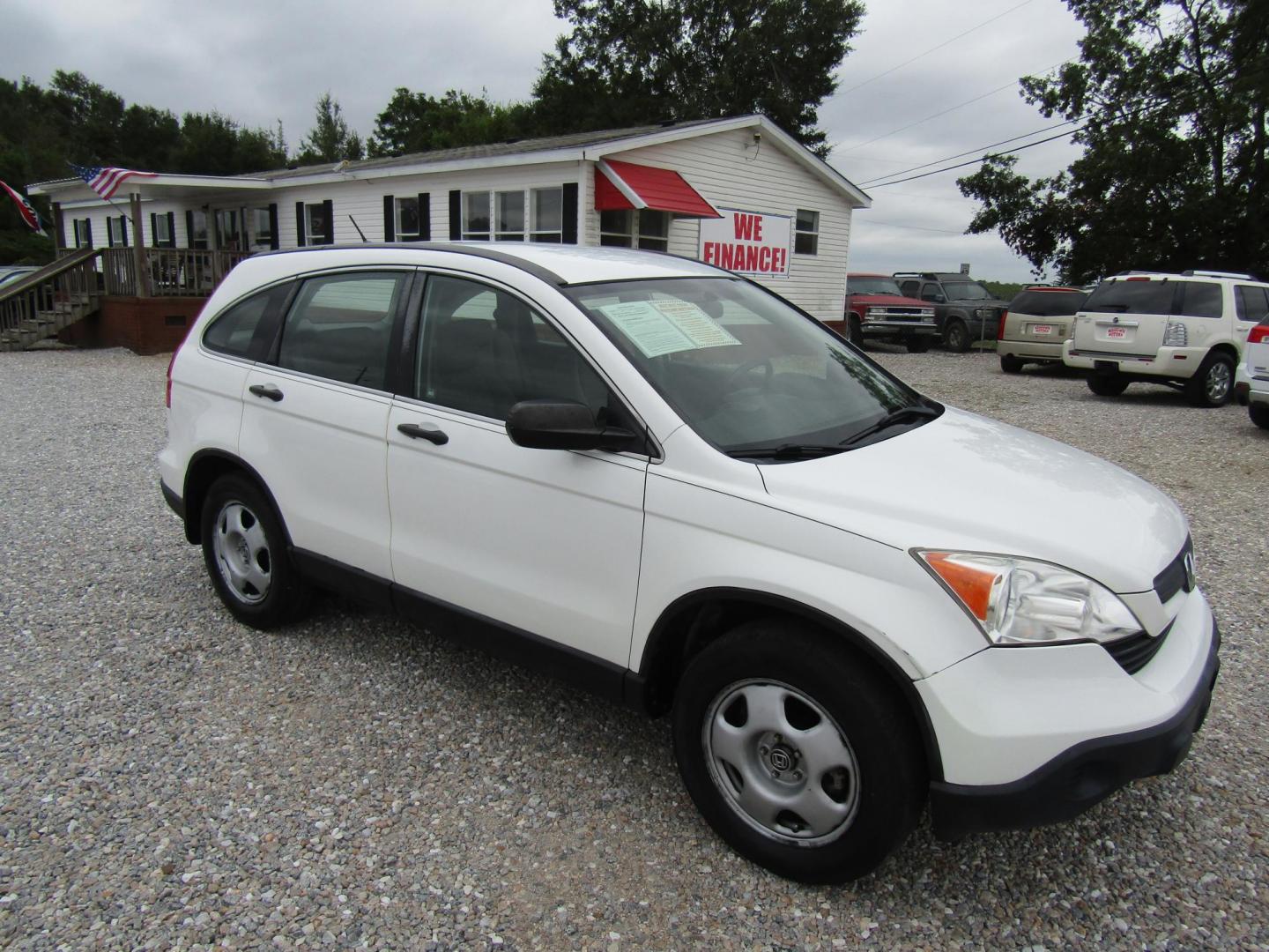 2008 Honda CR-V LX 2WD AT (JHLRE38328C) with an 2.4L L4 DOHC 16V engine, Automatic transmission, located at 15016 S Hwy 231, Midland City, AL, 36350, (334) 983-3001, 31.306210, -85.495277 - Photo#0