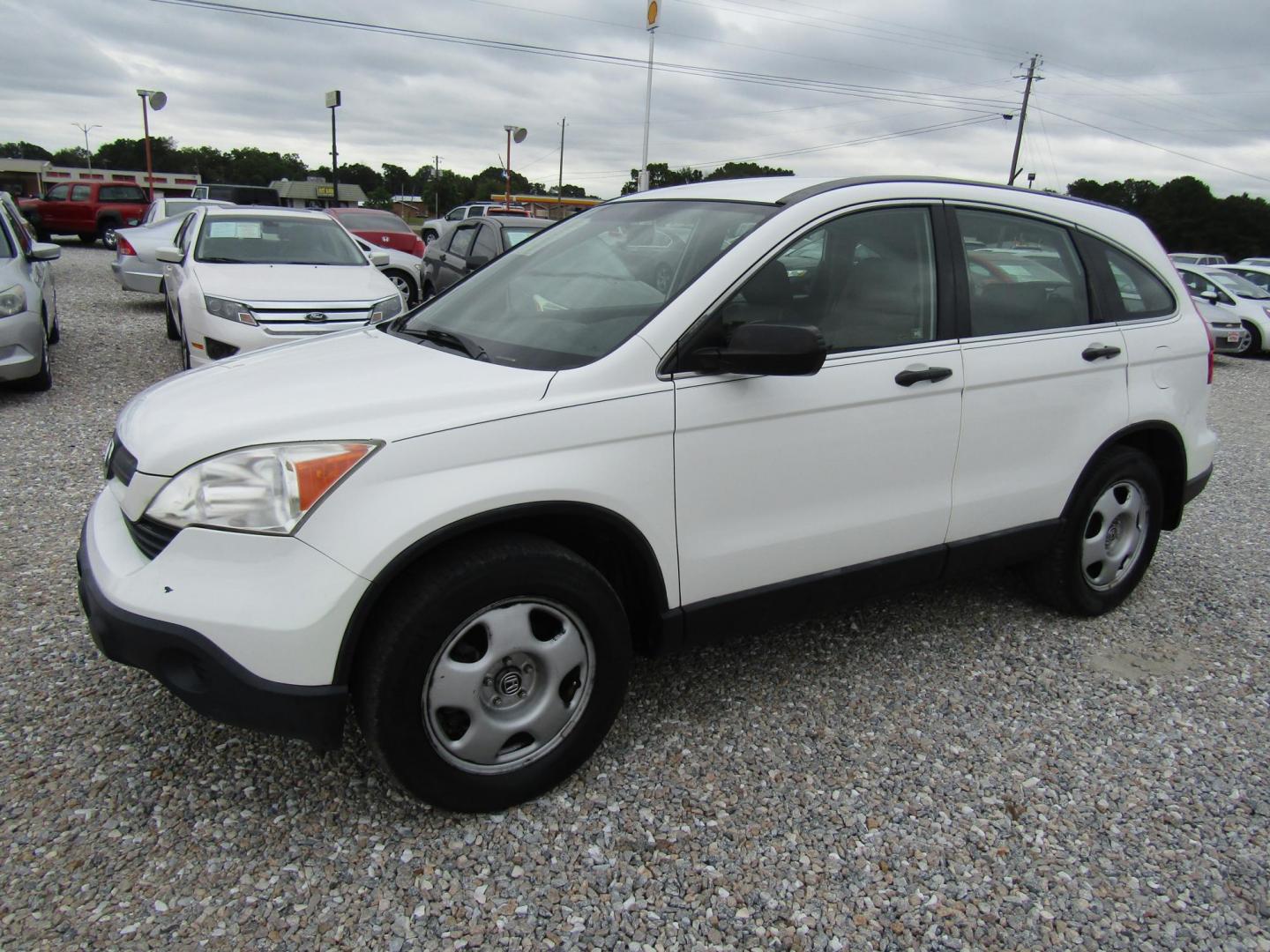 2008 Honda CR-V LX 2WD AT (JHLRE38328C) with an 2.4L L4 DOHC 16V engine, Automatic transmission, located at 15016 S Hwy 231, Midland City, AL, 36350, (334) 983-3001, 31.306210, -85.495277 - Photo#4