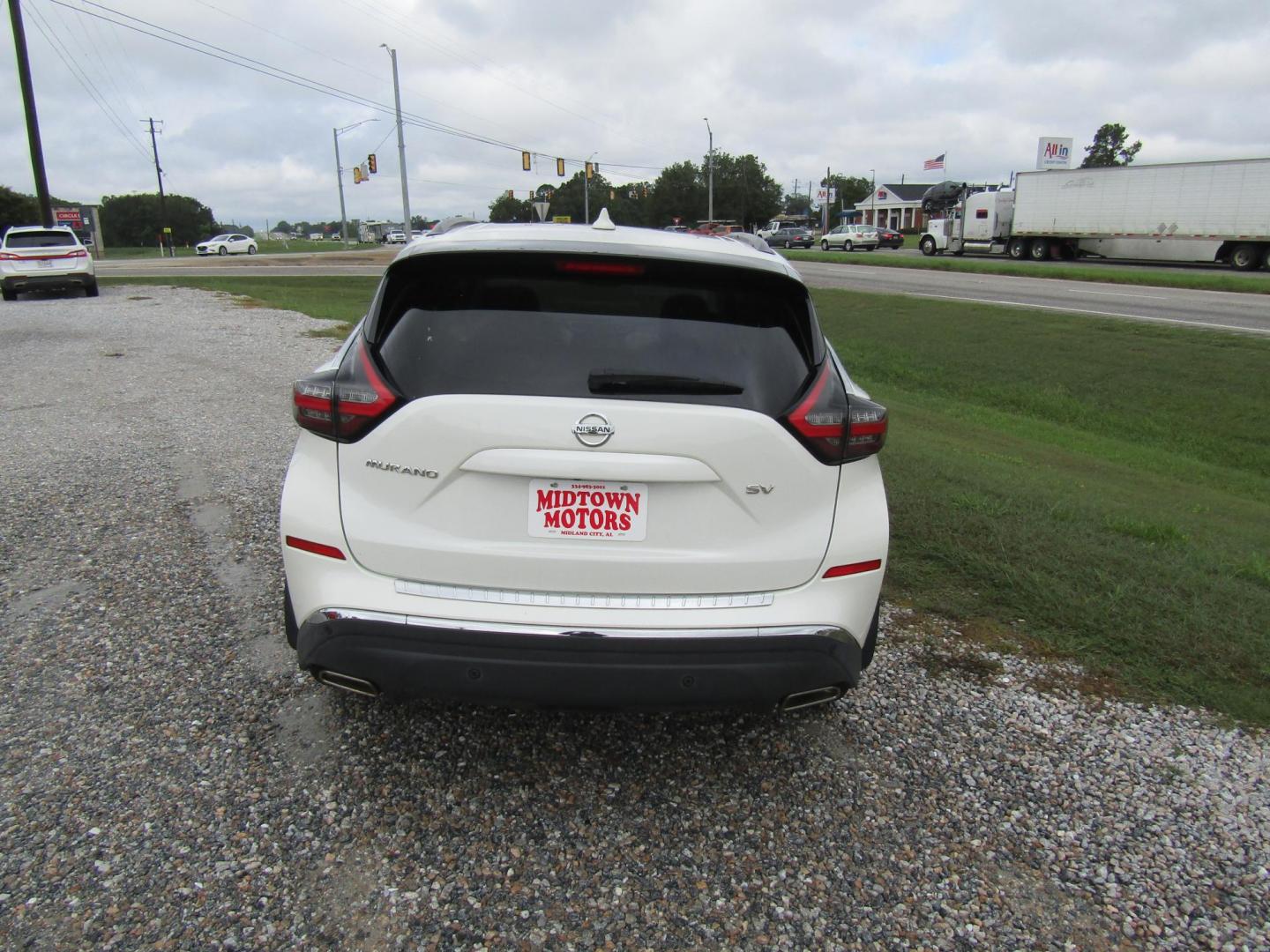 2019 White /Tan Nissan Murano Platinum FWD (5N1AZ2MJ5KN) with an 3.5L V6 DOHC 24V engine, Automatic transmission, located at 15016 S Hwy 231, Midland City, AL, 36350, (334) 983-3001, 31.306210, -85.495277 - Photo#6