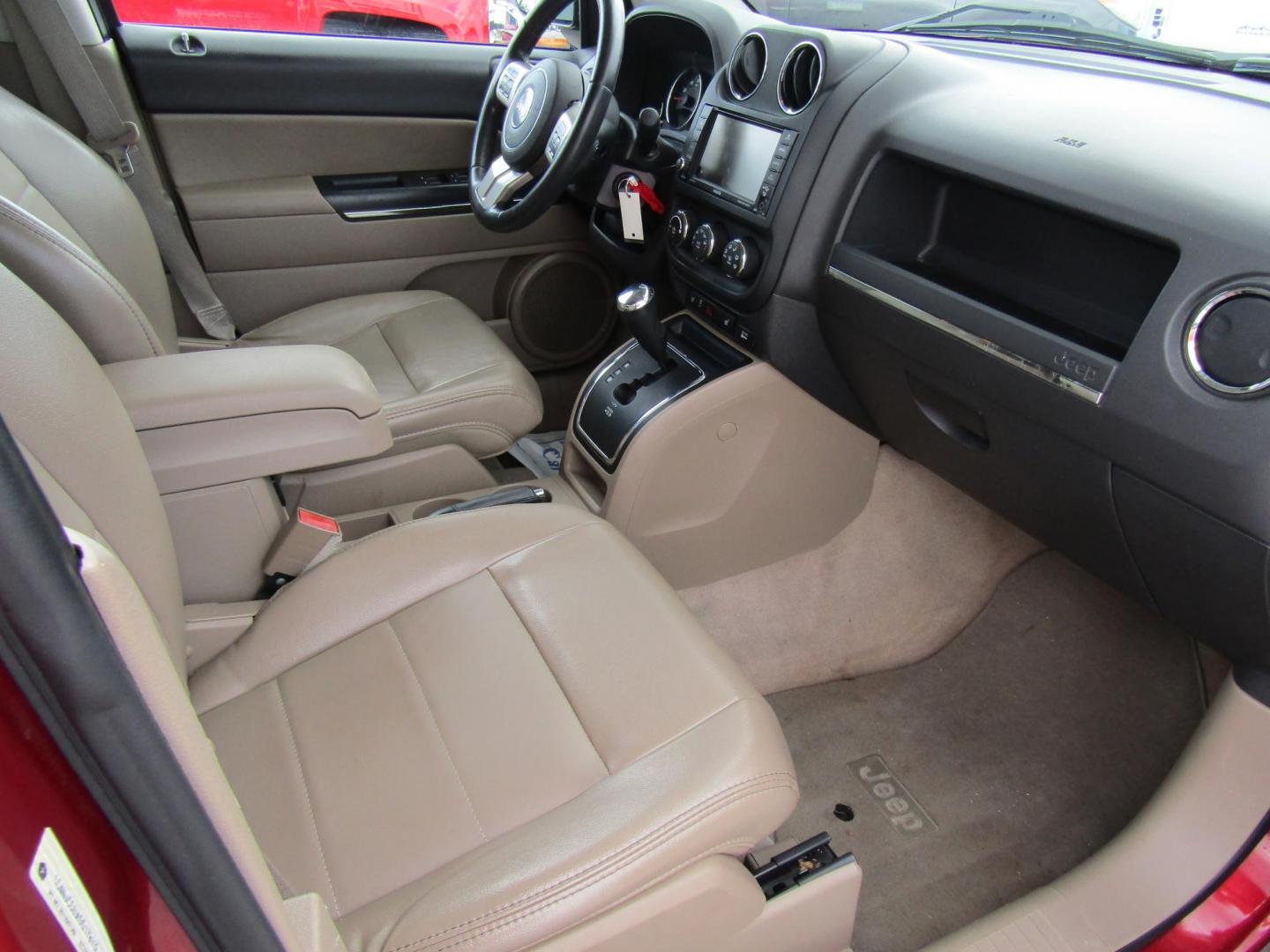 2013 Red Jeep Compass Limited FWD (1C4NJCCBXDD) with an 2.4L L4 DOHC 16V engine, Automatic transmission, located at 15016 S Hwy 231, Midland City, AL, 36350, (334) 983-3001, 31.306210, -85.495277 - Photo#9