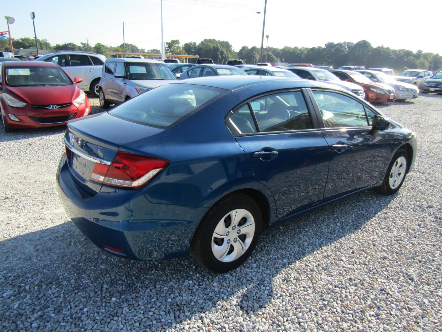 2015 Blue Honda Civic LX Sedan CVT (19XFB2F50FE) with an 1.8L L4 SOHC 16V engine, Automatic transmission, located at 15016 S Hwy 231, Midland City, AL, 36350, (334) 983-3001, 31.306210, -85.495277 - Photo#6