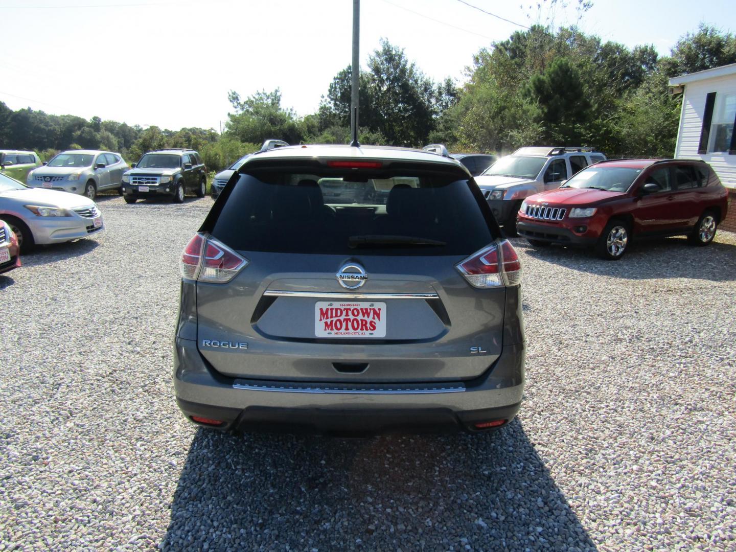 2016 Dark Gray Nissan Rogue S 2WD (5N1AT2MT7GC) with an 2.5L L4 DOHC 16V engine, Automatic transmission, located at 15016 S Hwy 231, Midland City, AL, 36350, (334) 983-3001, 31.306210, -85.495277 - Photo#6