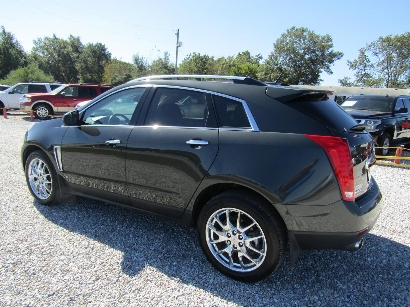 2014 Gray Cadillac SRX Performance Collection FWD (3GYFNCE30ES) with an 3.6L V6 DOHC 24V FFV engine, Automatic transmission, located at 15016 S Hwy 231, Midland City, AL, 36350, (334) 983-3001, 31.306210, -85.495277 - Photo#5