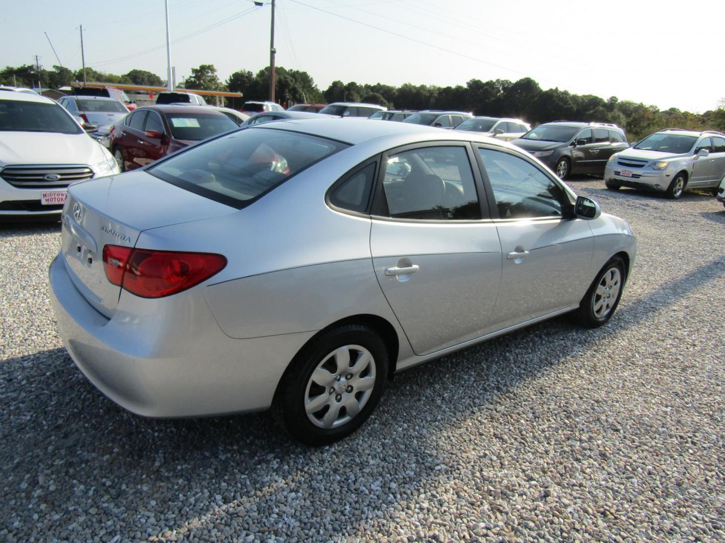 2007 Silver Hyundai Elantra GLS (KMHDU46D87U) with an 2.0L L4 DOHC 16V engine, Automatic transmission, located at 15016 S Hwy 231, Midland City, AL, 36350, (334) 983-3001, 31.306210, -85.495277 - Photo#7