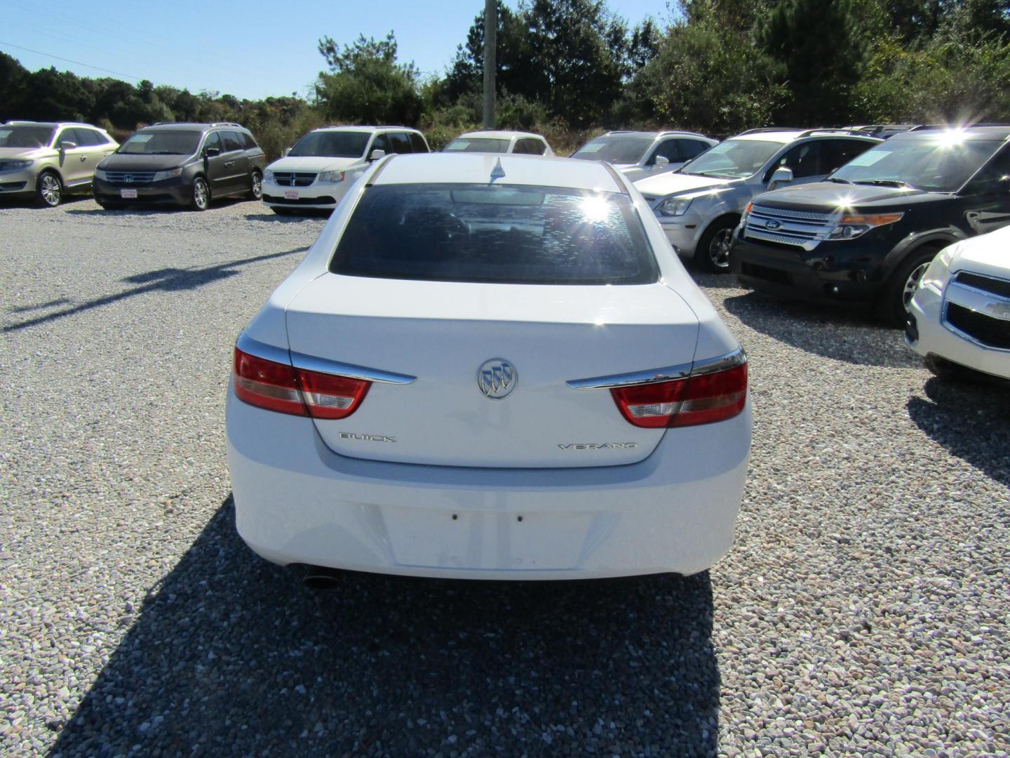 2012 White Buick Verano Base (1G4PP5SK0C4) with an 2.4L L4 DOHC 16V FFV engine, Automatic transmission, located at 15016 S Hwy 231, Midland City, AL, 36350, (334) 983-3001, 31.306210, -85.495277 - Photo#6