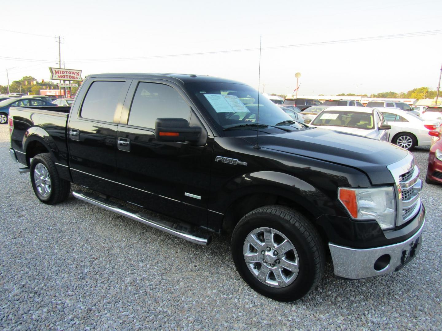 2013 Black Ford F-150 Platinum SuperCrew 6.5-ft. Bed 2WD (1FTFW1CT8DK) with an 3.5L V6 TURBO engine, Automatic transmission, located at 15016 S Hwy 231, Midland City, AL, 36350, (334) 983-3001, 31.306210, -85.495277 - Photo#0