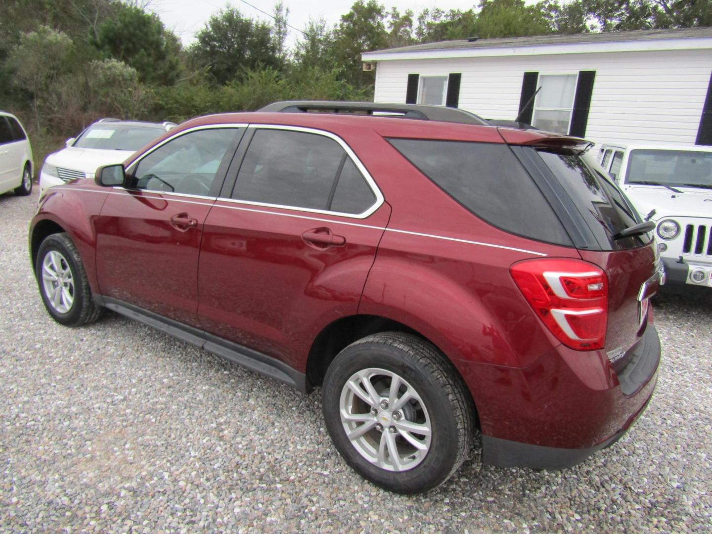 2017 Burgandy Chevrolet Equinox LT 2WD (2GNALCEK8H6) with an 2.4L L4 DOHC 16V FFV engine, Automatic transmission, located at 15016 S Hwy 231, Midland City, AL, 36350, (334) 983-3001, 31.306210, -85.495277 - Photo#5