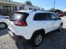 2017 White Jeep Cherokee Latitude FWD (1C4PJLCB9HW) with an 2.4L L4 DOHC 16V engine, Automatic transmission, located at 15016 S Hwy 231, Midland City, AL, 36350, (334) 983-3001, 31.306210, -85.495277 - Photo#7