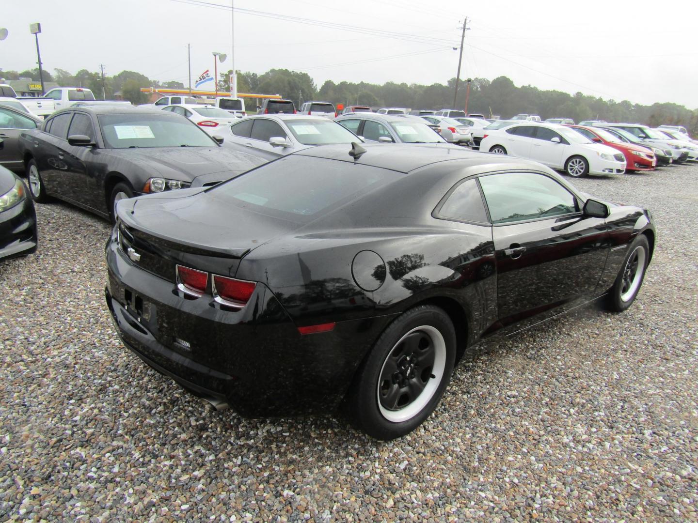 2012 Black Chevrolet Camaro LS Coupe (2G1FA1E33C9) with an 3.6L V6 DOHC 24V FFV engine, Automatic transmission, located at 15016 S Hwy 231, Midland City, AL, 36350, (334) 983-3001, 31.306210, -85.495277 - Photo#6