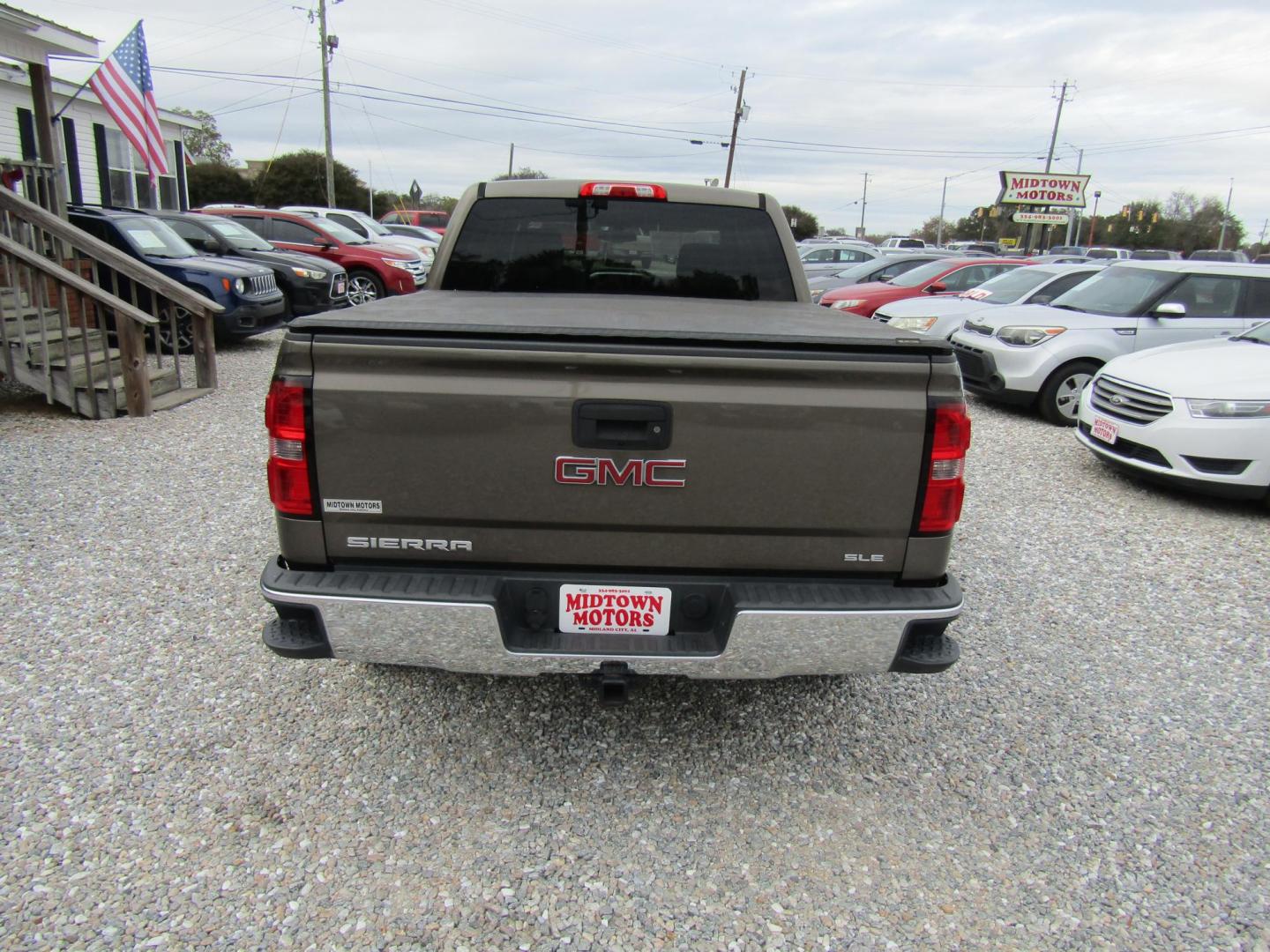 2014 Brown GMC Sierra 1500 SLE Crew Cab 2WD (3GTP1UEC8EG) with an 4.8L V8 OHV 16V engine, Automatic transmission, located at 15016 S Hwy 231, Midland City, AL, 36350, (334) 983-3001, 31.306210, -85.495277 - Photo#6