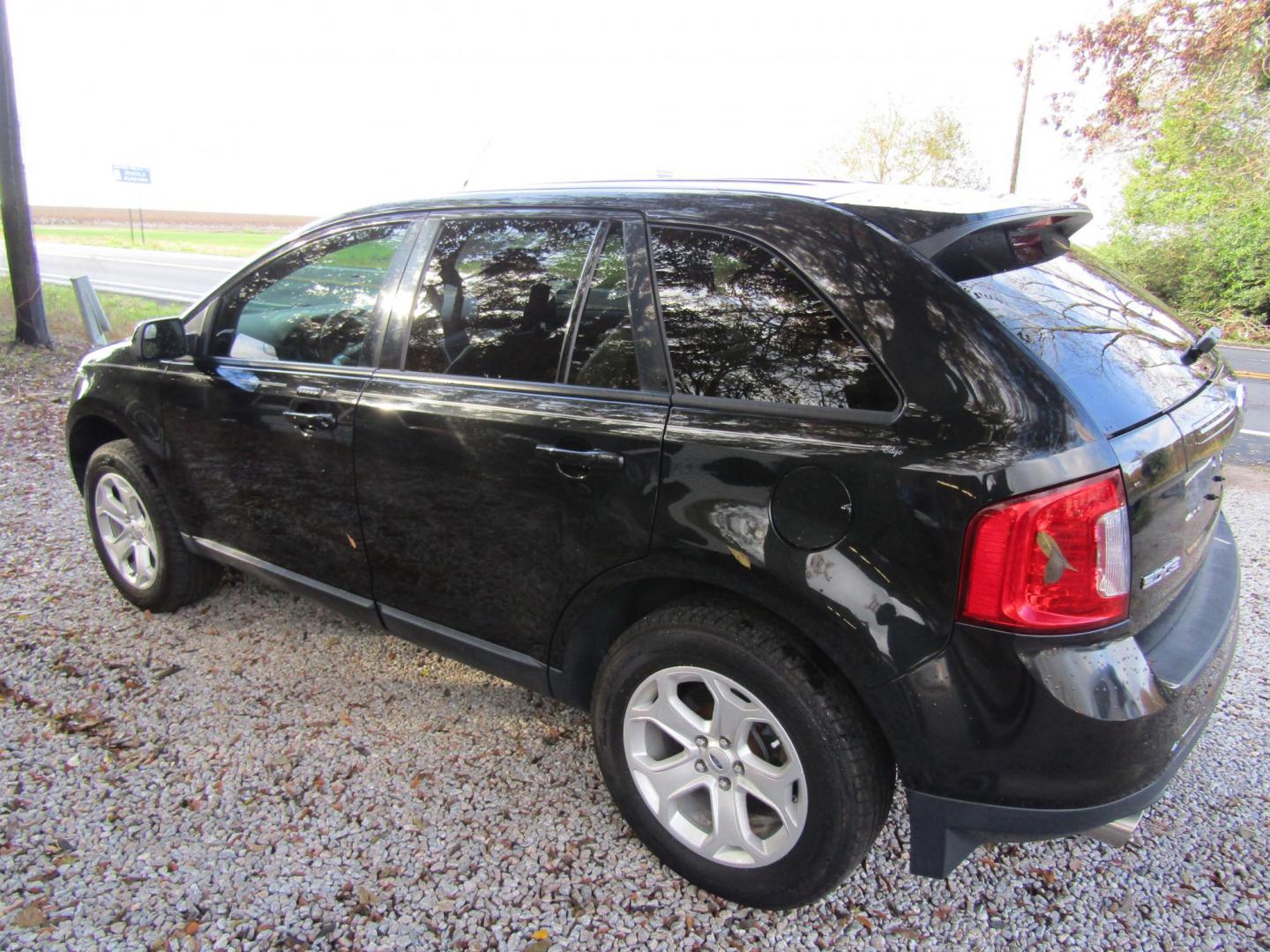 2013 Black Ford Edge SEL FWD (2FMDK3JC7DB) with an 3.5L V6 DOHC 24V engine, Automatic transmission, located at 15016 S Hwy 231, Midland City, AL, 36350, (334) 983-3001, 31.306210, -85.495277 - Photo#7