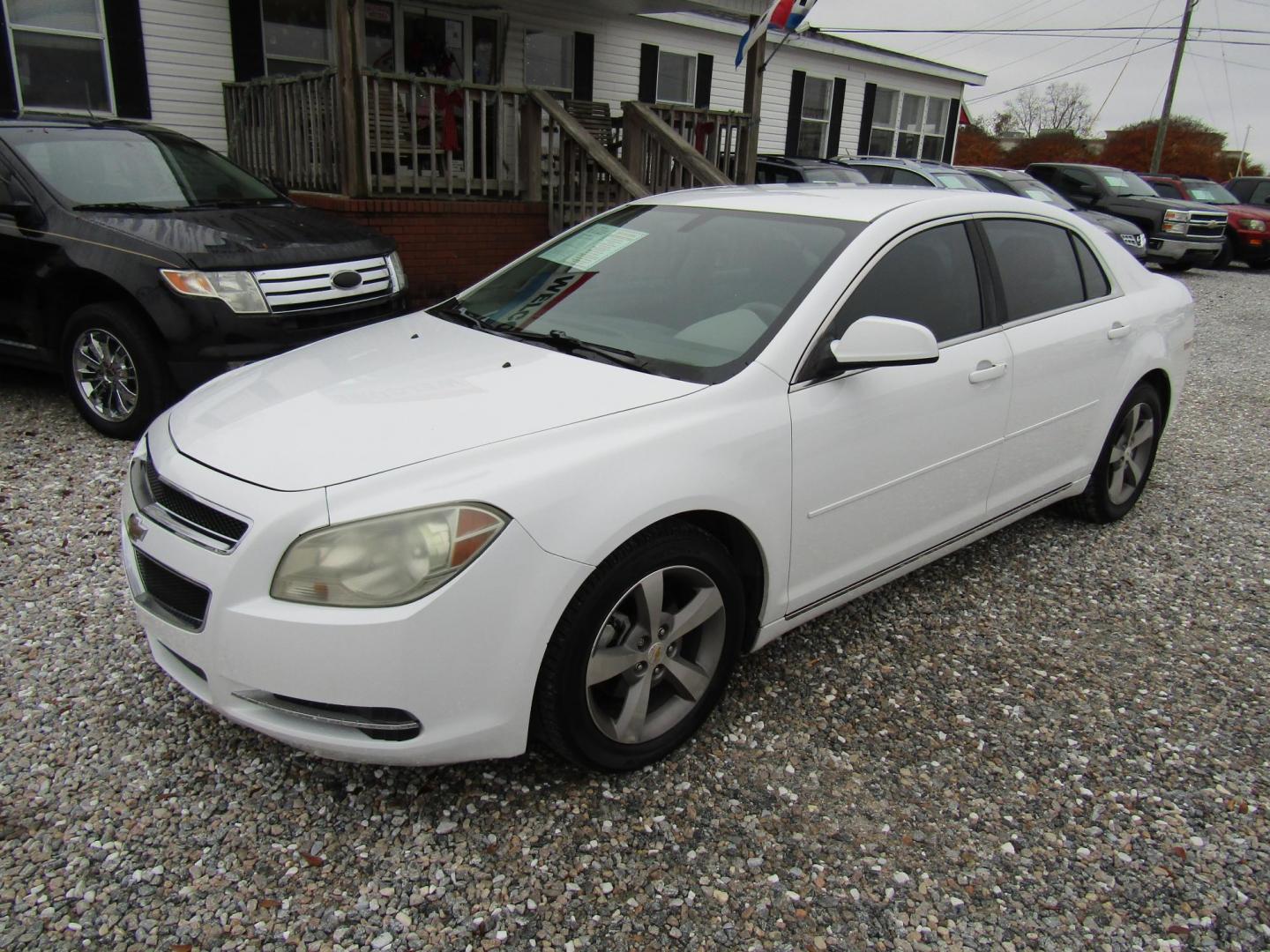 2011 White Chevrolet Malibu 1LT (1G1ZC5EU8BF) with an 2.4L L4 DOHC 16V FFV engine, Automatic transmission, located at 15016 S Hwy 231, Midland City, AL, 36350, (334) 983-3001, 31.306210, -85.495277 - Photo#2