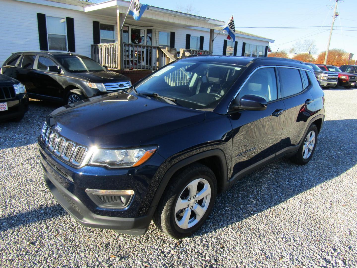 2019 Blue Jeep Compass Latitude FWD (3C4NJCBB2KT) with an 2.4L L4 DOHC 16V engine, Automatic transmission, located at 15016 S Hwy 231, Midland City, AL, 36350, (334) 983-3001, 31.306210, -85.495277 - Photo#2