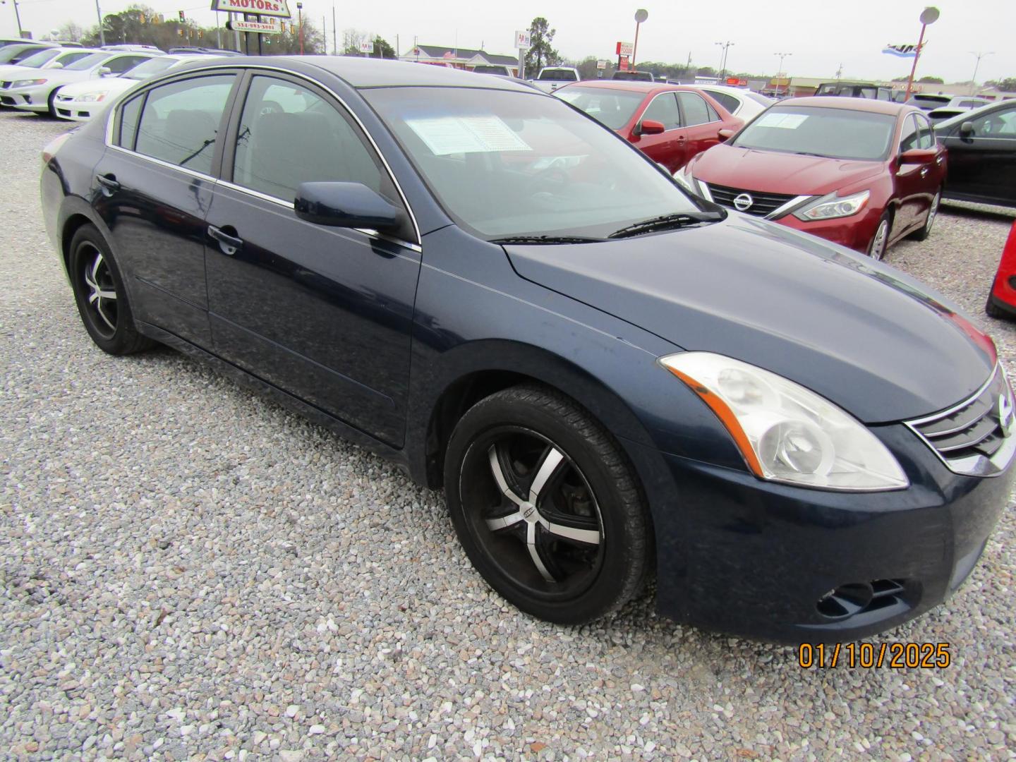 2012 Blue Nissan Altima 2.5 S (1N4AL2AP2CN) with an 2.5L L4 DOHC 16V engine, Automatic transmission, located at 15016 S Hwy 231, Midland City, AL, 36350, (334) 983-3001, 31.306210, -85.495277 - Photo#0