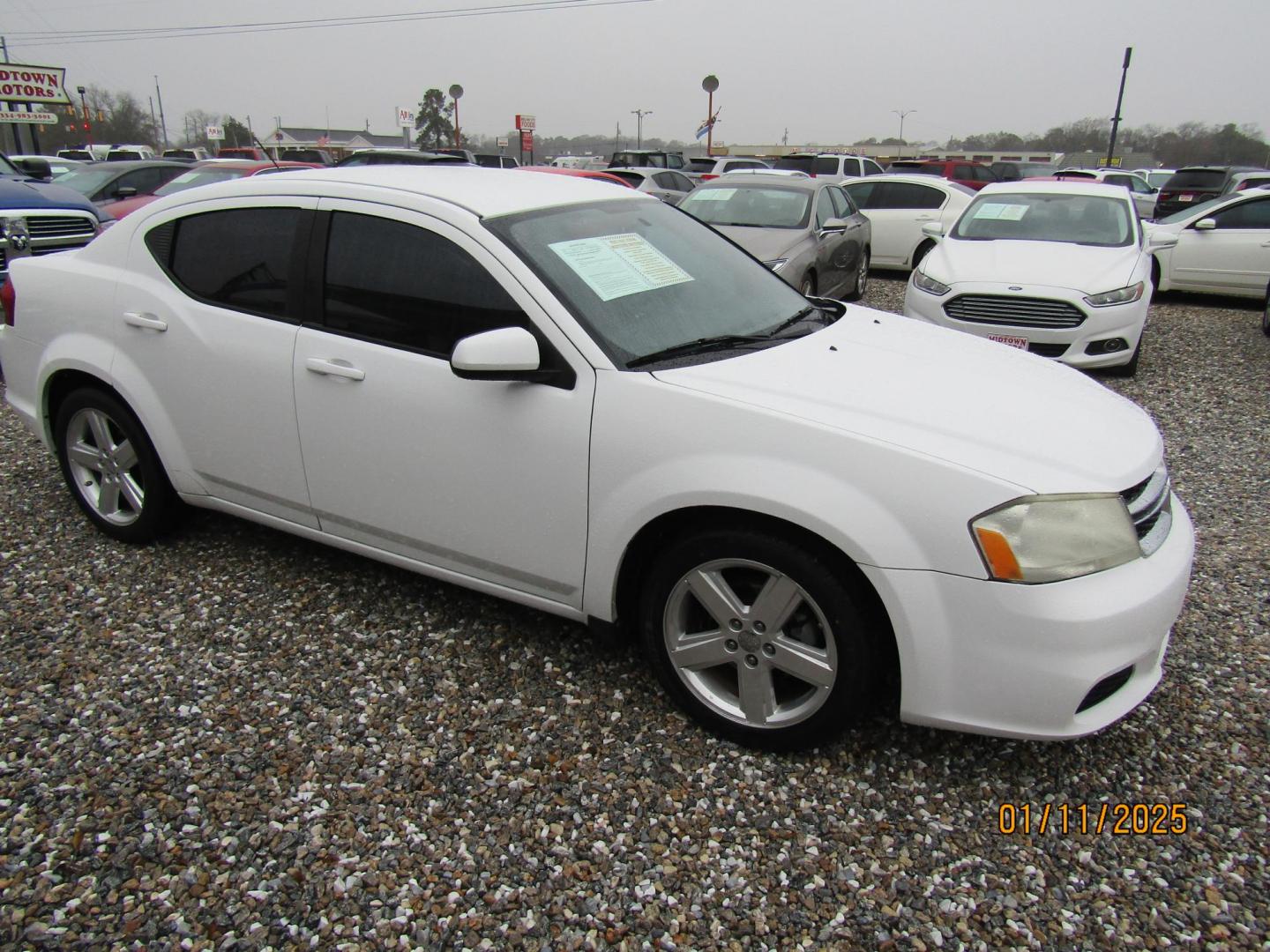 2012 White Dodge Avenger SXT (1C3CDZCB3CN) with an 2.4L L4 DOHC 16V engine, Automatic transmission, located at 15016 S Hwy 231, Midland City, AL, 36350, (334) 983-3001, 31.306210, -85.495277 - Photo#0