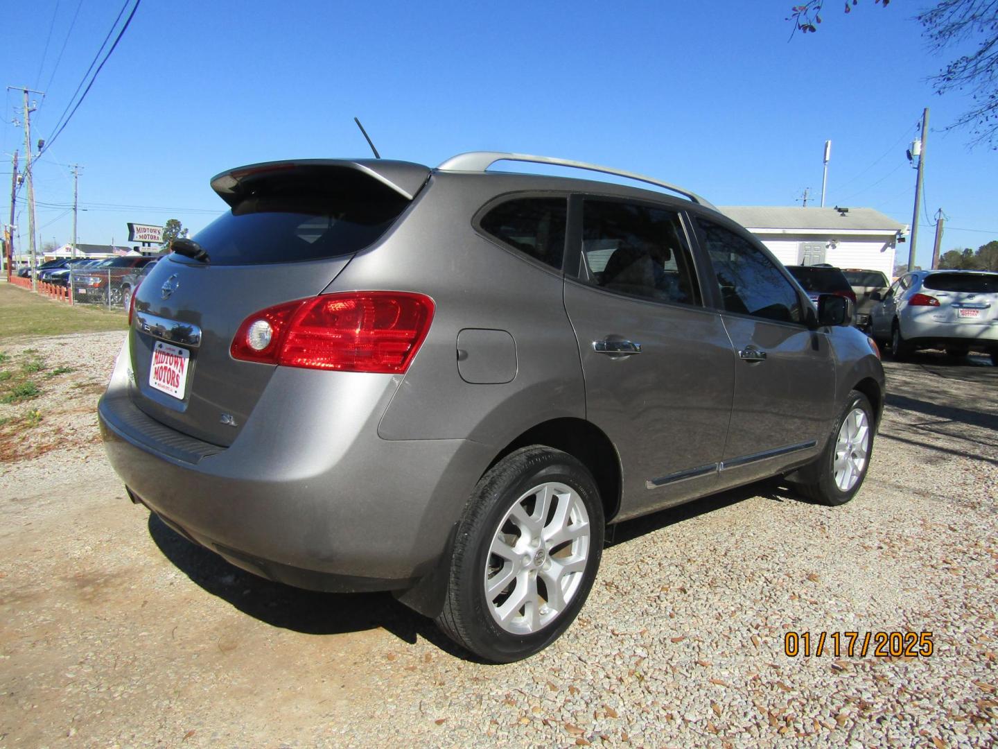 2013 Tan Nissan Rogue S 2WD (JN8AS5MT2DW) with an 2.5L L4 DOHC 16V engine, Automatic transmission, located at 15016 S Hwy 231, Midland City, AL, 36350, (334) 983-3001, 31.306210, -85.495277 - Photo#5