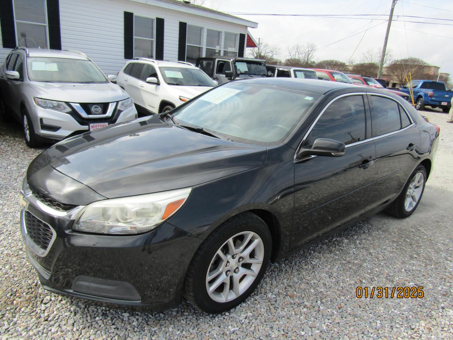 2014 Gray Chevrolet Malibu 1LT (1G11C5SL0EF) with an 2.5L L4 DOHC 16V engine, Automatic transmission, located at 15016 S Hwy 231, Midland City, AL, 36350, (334) 983-3001, 31.306210, -85.495277 - Photo#1