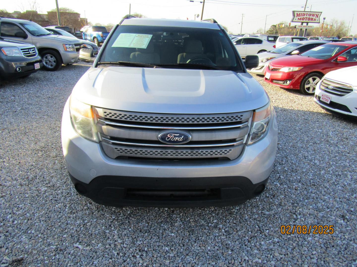 2012 Silver Ford Explorer Base FWD (1FMHK7B83CG) with an 3.5L V6 DOHC 24V engine, Automatic transmission, located at 15016 S Hwy 231, Midland City, AL, 36350, (334) 983-3001, 31.306210, -85.495277 - Photo#1