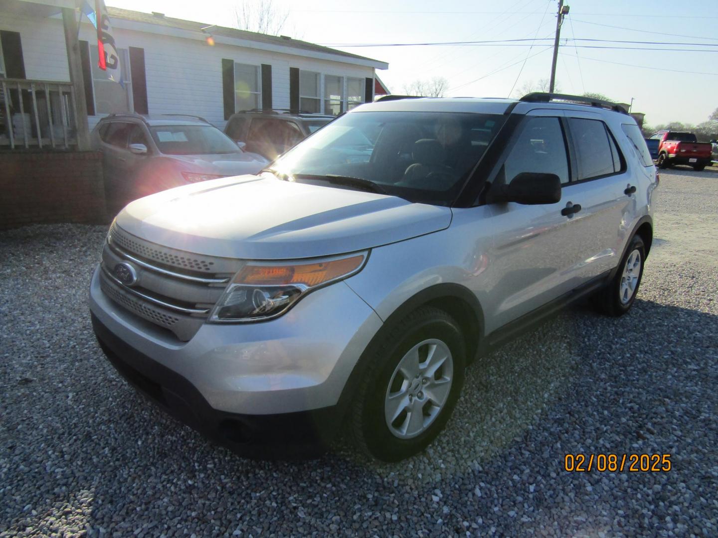 2012 Silver Ford Explorer Base FWD (1FMHK7B83CG) with an 3.5L V6 DOHC 24V engine, Automatic transmission, located at 15016 S Hwy 231, Midland City, AL, 36350, (334) 983-3001, 31.306210, -85.495277 - Photo#2