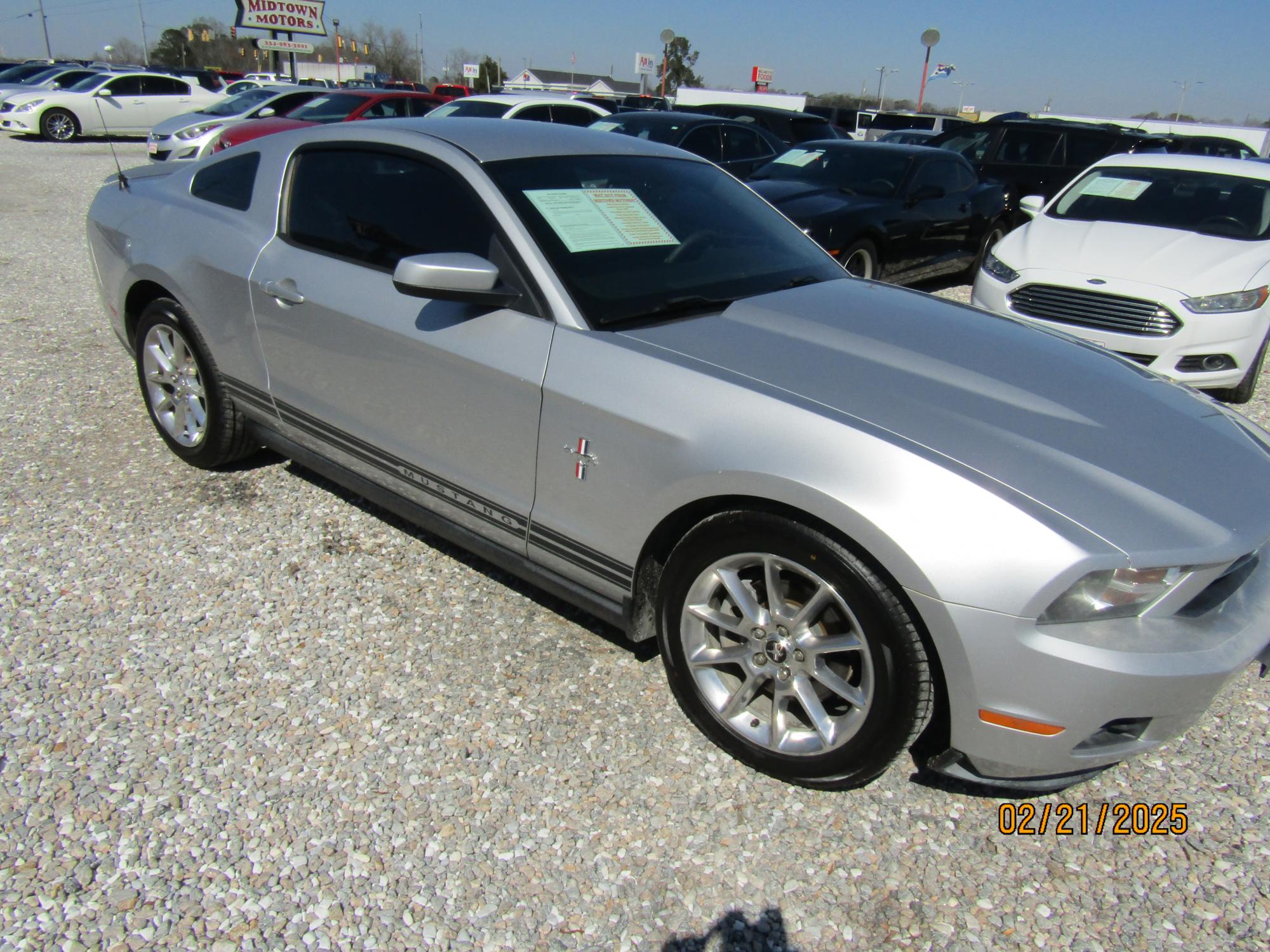 photo of 2011 Ford Mustang 