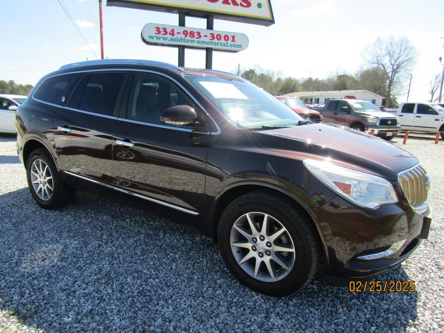 2015 Brown Buick Enclave Leather FWD (5GAKRBKD3FJ) with an 3.6L V6 DOHC 24V engine, Automatic transmission, located at 15016 S Hwy 231, Midland City, AL, 36350, (334) 983-3001, 31.306210, -85.495277 - Photo#0